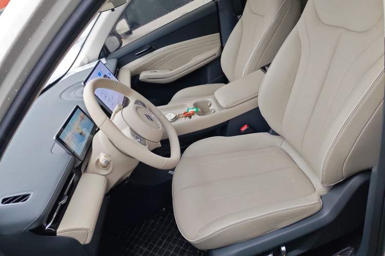 Used Baojun Yunhai 2026 Model 500km Pure Electric Standard Edition