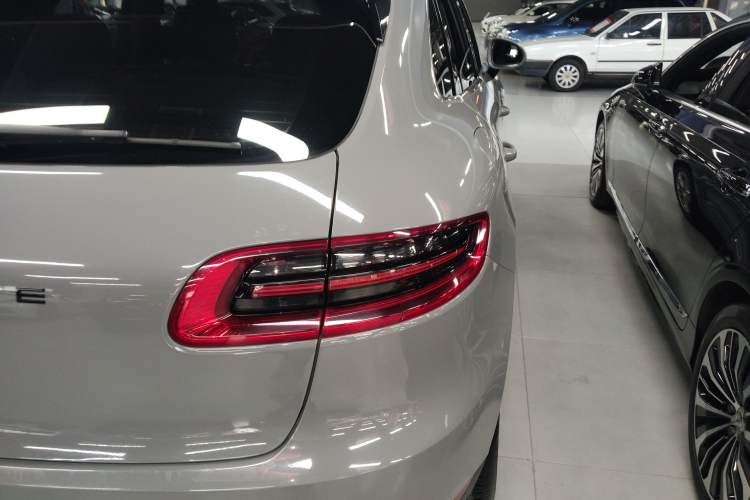 Used Porsche Macan 2014 Macan 2.0T
