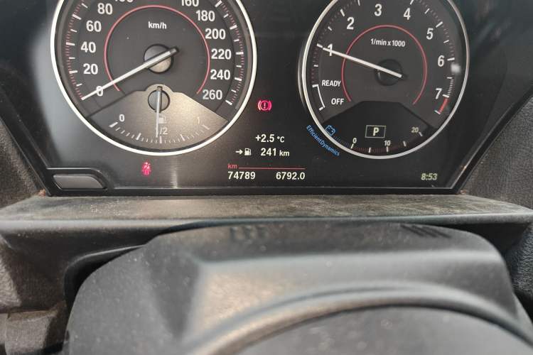 Used BMW 2 Series 2015 220i Convertible Coupe Leading Model
