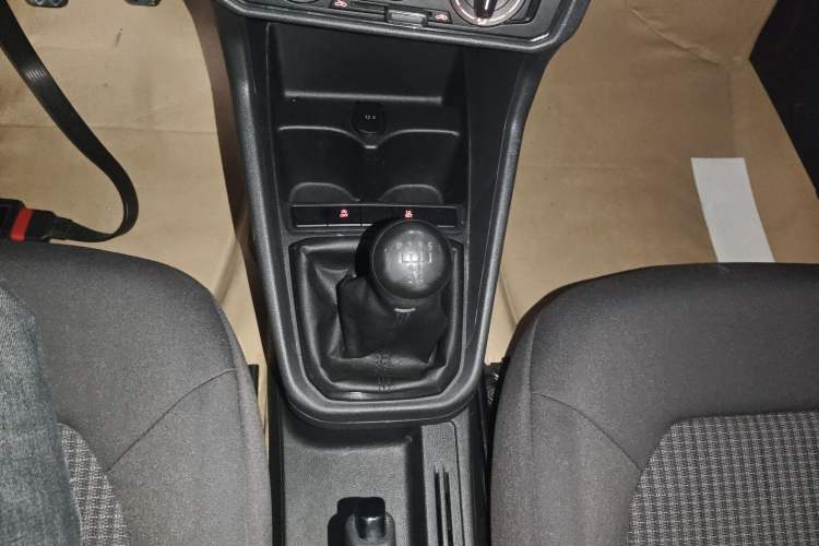 Used Volkswagen Santana 2019 1.5L Manual Fashion Edition China VI Standard
