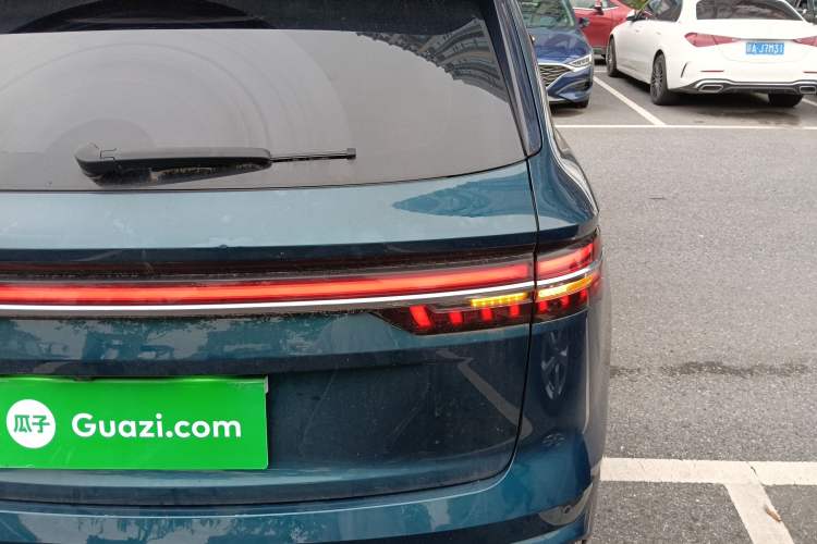 Used Geely Auto Monjaro L 2021 2.0TD DCT EVO Two-Wheel-Drive Flagship Version Right Rear Taillight