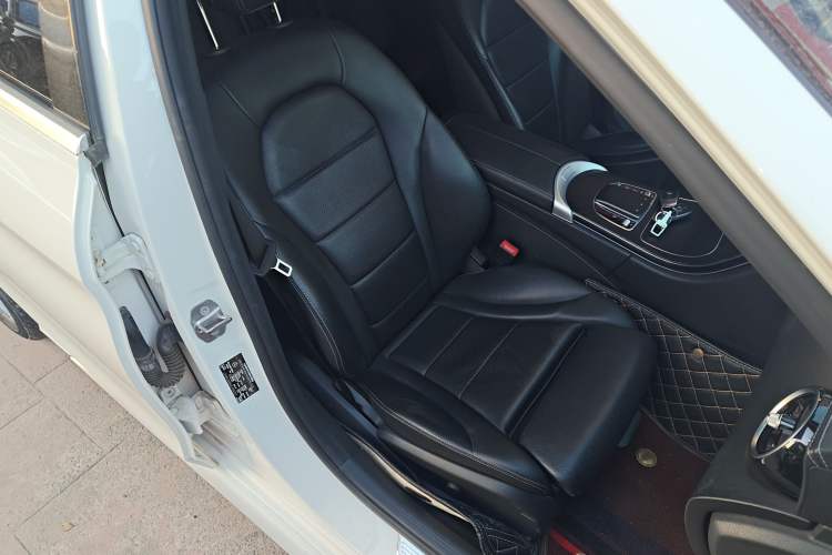 Used Mercedes-Benz C-Class 2019 C 180 L Fashion Edition Sport Version
