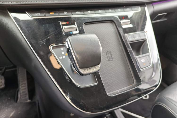 Used Hongqi HQ9 2023 2.0T Smart Connect Flagship Edition
