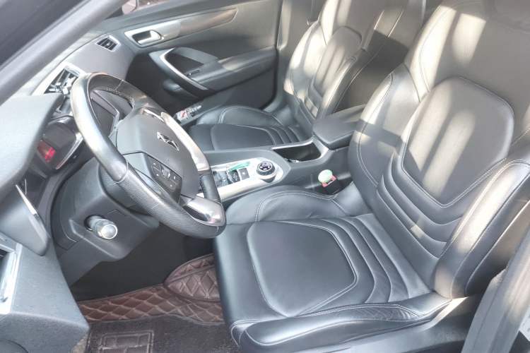 Used DS 6 2016 1.6T Luxury Edition THP160 Left Front Seat