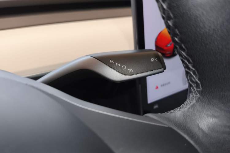 Used Tesla Model Y 2021 Long-Range All-Wheel-Drive Version Gear Lever