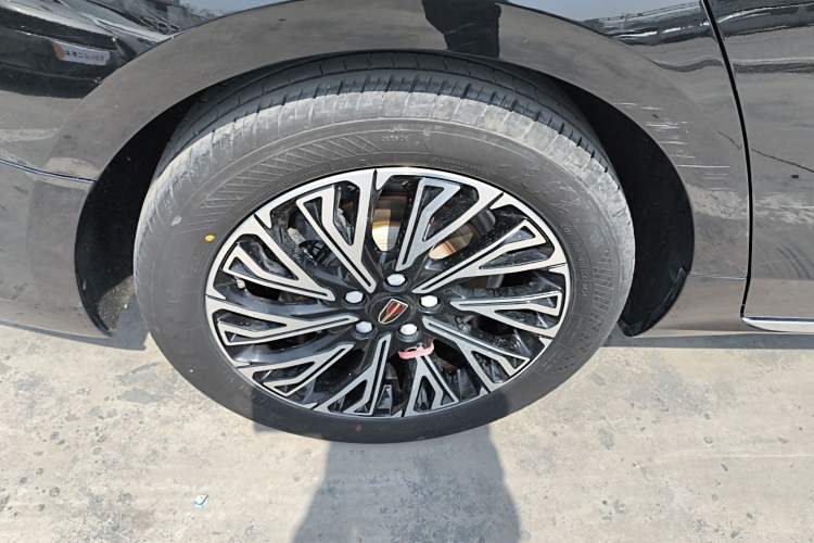 Used Hongqi H5 2024 2.0T Automatic Smart Connect Flagship Edition
