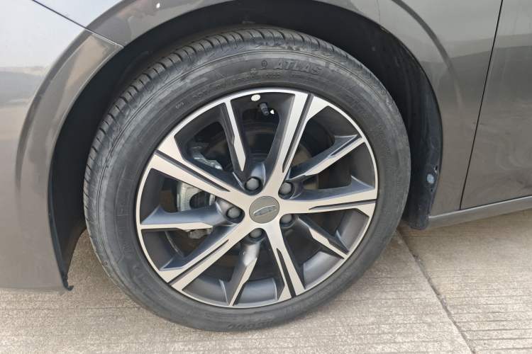 Used Geely Auto Emgrand 2022 4th Generation 1.5L CVT Luxury Model
