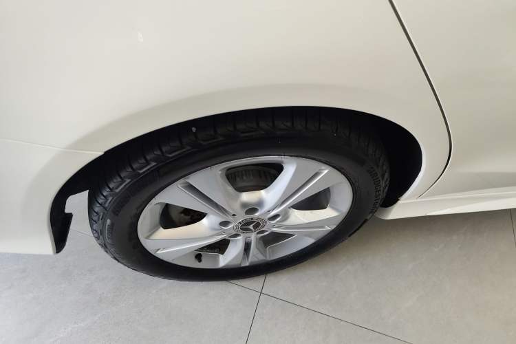 Used Mercedes-Benz C-Class 2017 Facelift C 180 Estate