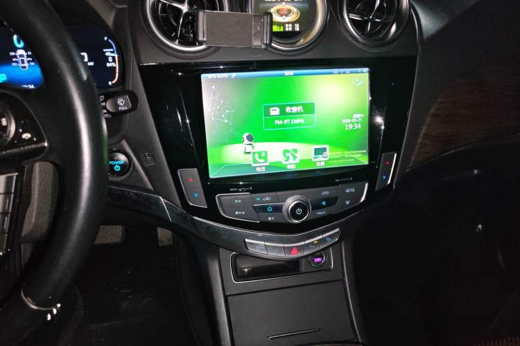 Used BYD Tang New Energy 2015 2.0T Four-Wheel-Drive Flagship Model