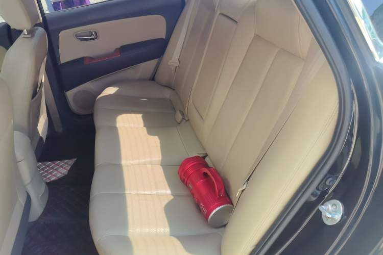 Used Hyundai Celesta 2010 1.6L AT GLS Left Rear Seat