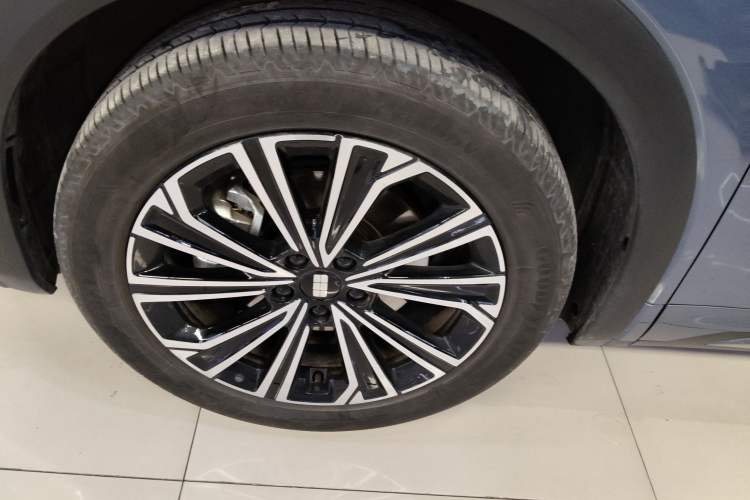 Used Geely Galaxy Galaxy Xingjian 7 EM-i 2025 120km Flagship Edition