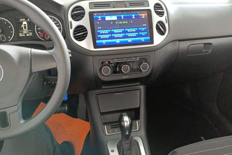 Used Volkswagen Tiguan 2016 280TSI Automatic Two-Wheel-Drive Silk Road Style Edition