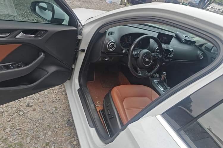 Used Audi A3 2016 Limousine 35 TFSI Prestige Edition