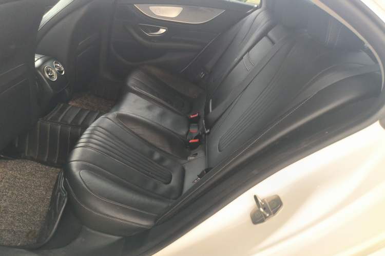 Used Mercedes-Benz CLS 2018 CLS 350 4MATIC Left Rear Seat