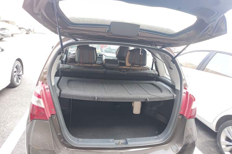 Used Suzuki Liana A6 2015 Hatchback 1.5L Automatic Ideal Model