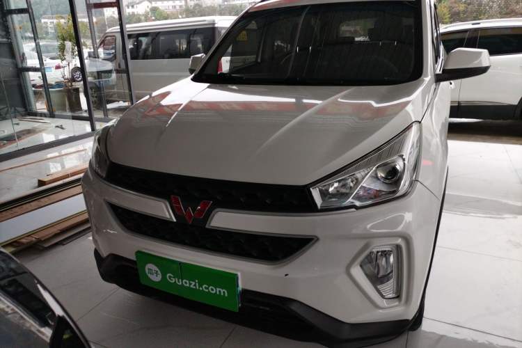 Used Wuling Hongguang S3 2018 1.5L Manual Comfort Model China V Standard
