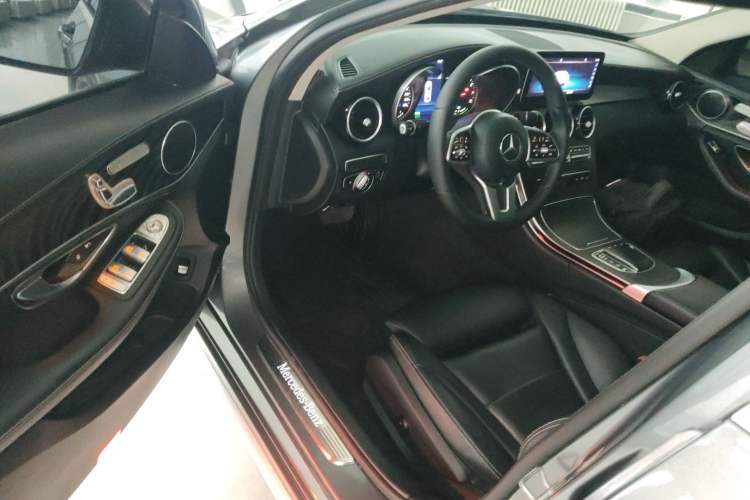 Used Mercedes-Benz C-Class 2019 C 260 L Sport Edition Driver Seat