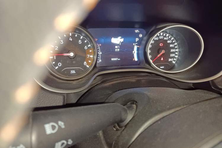 Used Jeep Compass 2017 200T Automatic Family Edition
