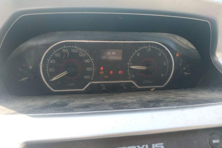 Used SAIC MAXUS Xintu V80 