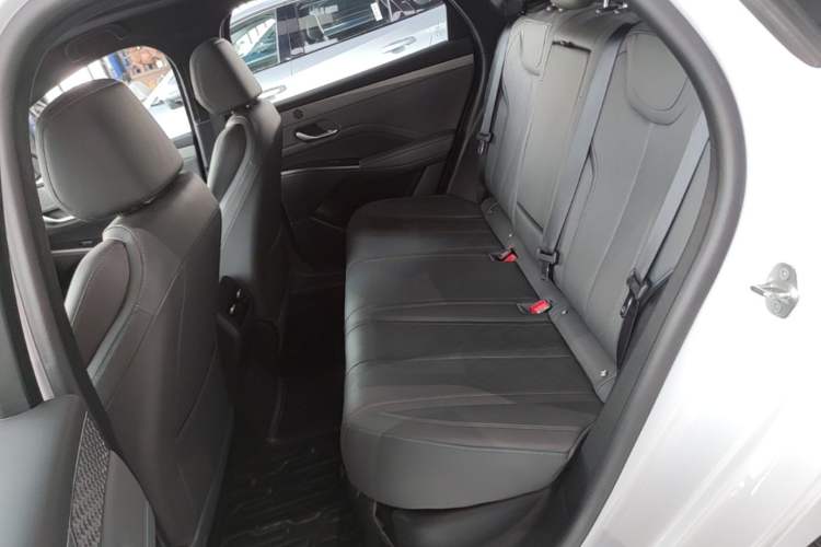 Used BYD Qin PLUS 2025 DM-i Smart Drive 120KM Superior Model

