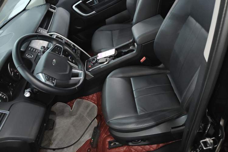 Used Land Rover Discovery Sport 2018 240 PS SE Version