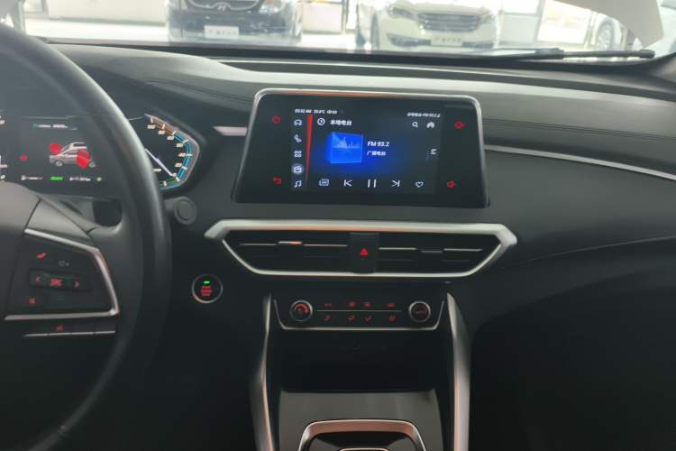 Used SAIC MAXUS EUNIQ 5 2020 1.3T PLUG-IN Elite Edition