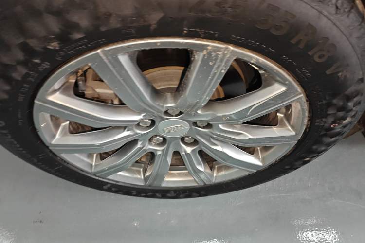 Used Cadillac XT4 2018 28T Two-Wheel Drive Leading Version