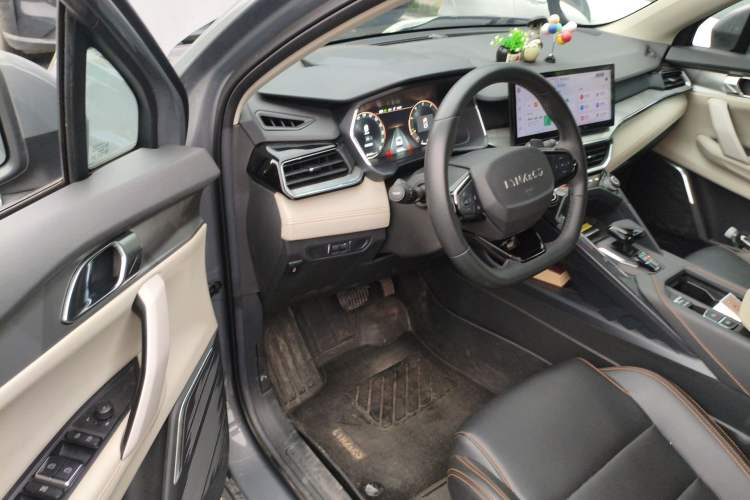 Used Lynk & Co 06 2023 Remix 1.5T Plus Model
