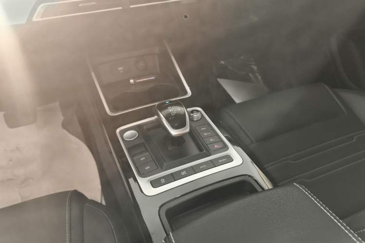 Used BYD Qin New Energy 2019 High-Range Luxury Model
