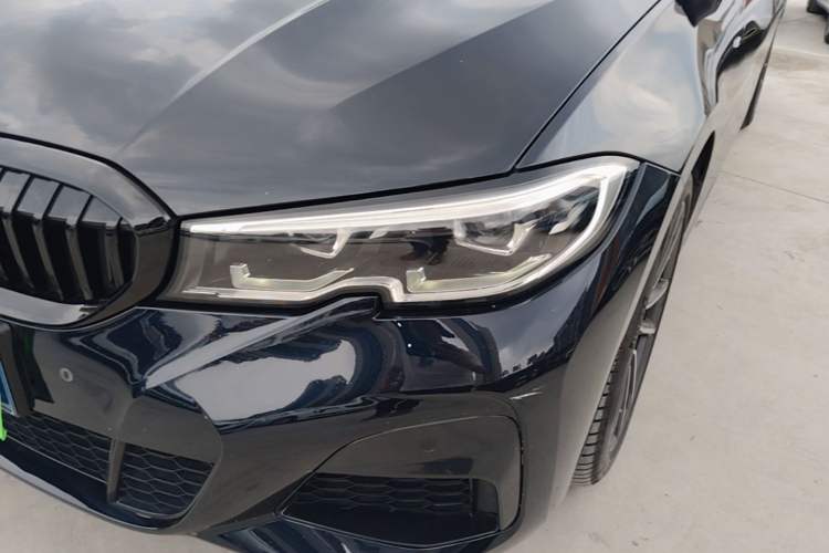 Used BMW 3 Series 2021 Restyled 325Li M Sport Package
