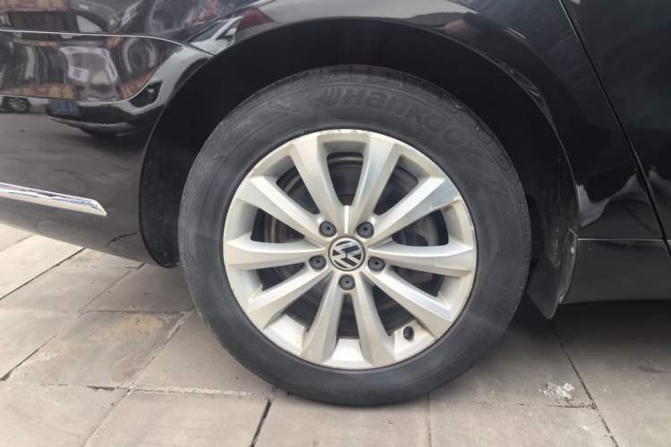 Used Volkswagen Magotan 2015 Facelift 1.8TSI Luxury Model
