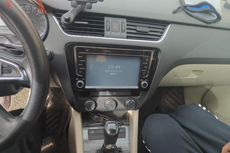 Used Skoda Octavia 2015 1.6L Automatic Yijun Edition