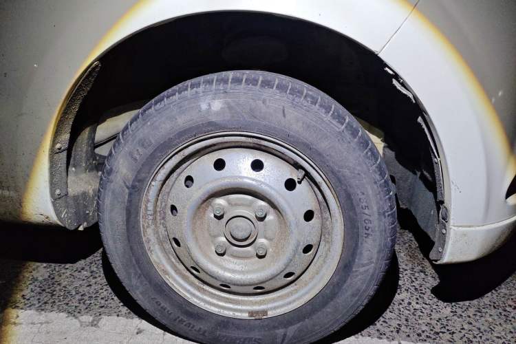 Used HYOSOW H2 2016 H2E 1.5L Classic Model BJ415A
