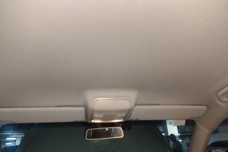 Used Volkswagen Tiguan 2012 1.8TSI Manual Two-Wheel Drive Enjoyment Edition Headliner