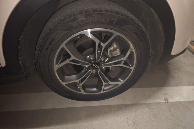 Used Kia KX5 2019 1.6T Automatic Two-Wheel Drive Luxury Edition