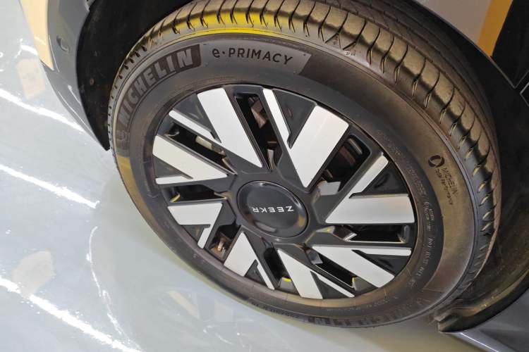 Used Zeekr MIX 2025 Long-Range Intelligent Driving Edition
