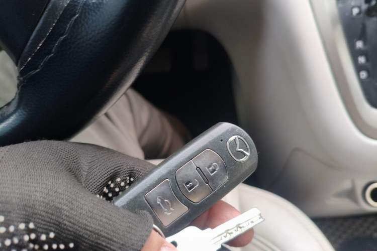 Used SAIC MAXUS G10 2014 2.0T Automatic Luxury Executive Edition