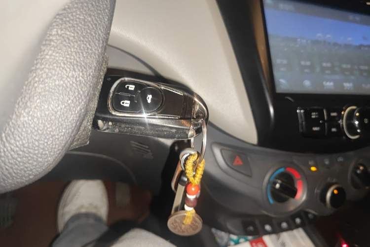 Used Chevrolet Sail 2015 Sail 3 1.3L Manual Ideal Edition