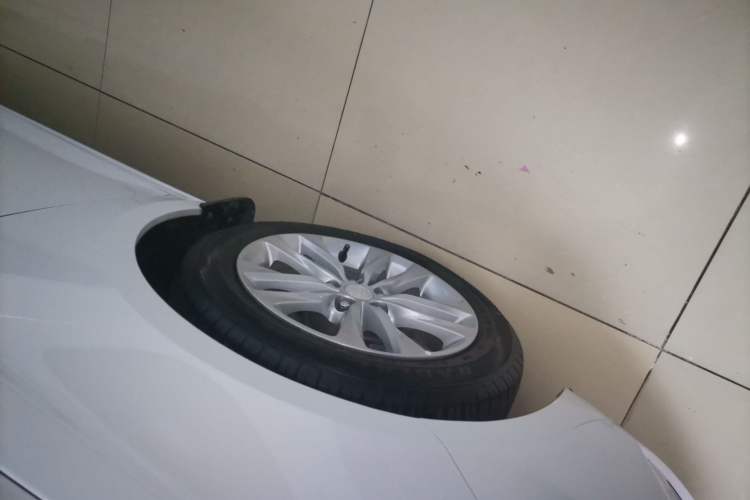 Used Buick Verano 2019 Sedan 20T Dual-Clutch Leading Model
