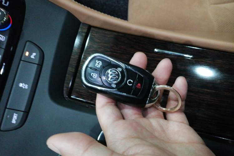 Used Buick LaCrosse 2016 20T Elite Edition
