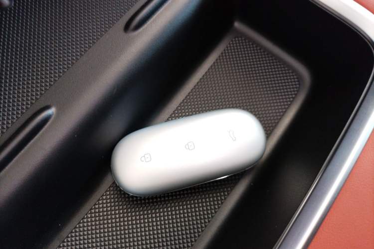 Used Li Auto L8 2023 Pro Model
