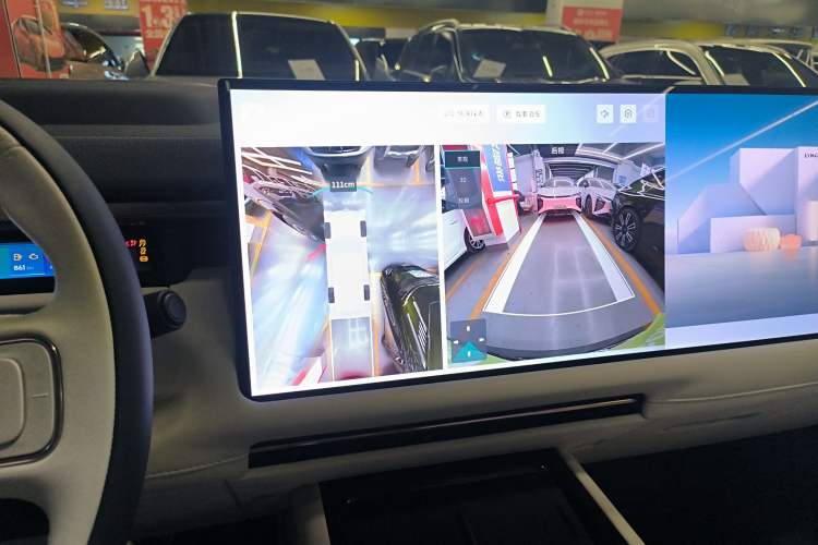 Used Lynk & Co 900 2025 2.0T Exploration Edition