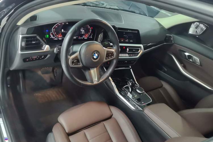 Used BMW 3 Series 2020 320Li M Sport Package Center Console