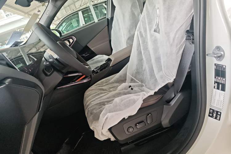 Used BMW X3 2025 Model, xDrive30L Prestige M Sport Night Package Left Front Seat