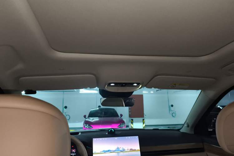 Used Hima AITO M7 2024 1.5T Intelligent Driving 4WD Ultra Version 6 Seats
