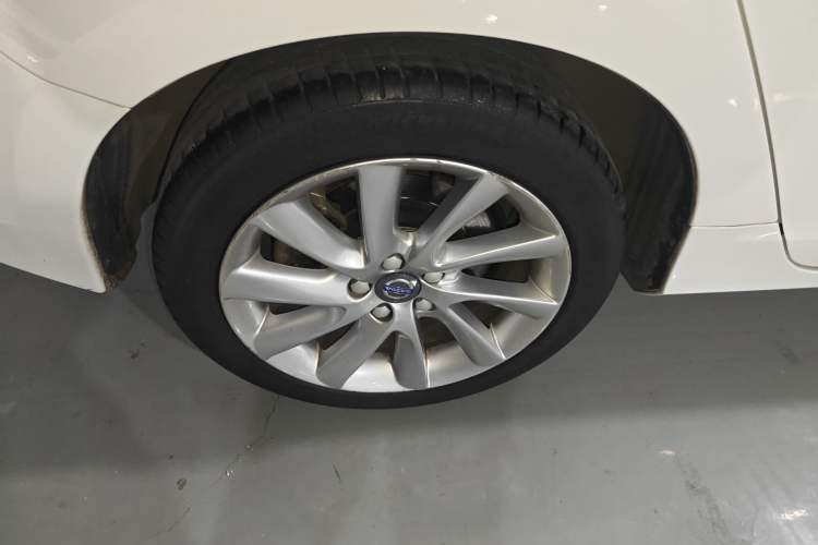 Used Volvo S60 2017 S60L T4 Smart Range Edition
