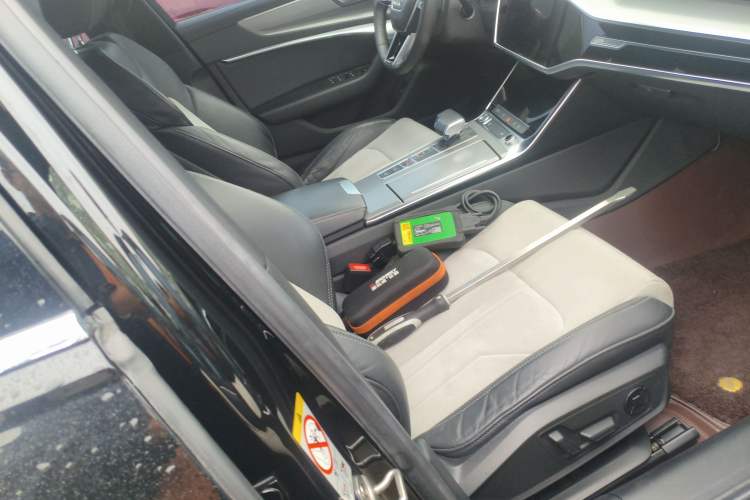 Used Audi A6L 2019 40 TFSI Luxury Dynamic Model Right Front Seat