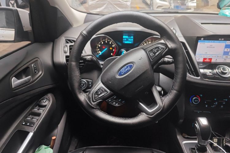 Used Ford Kuga 2018 EcoBoost 180 Two-Wheel-Drive Platinum Edition
