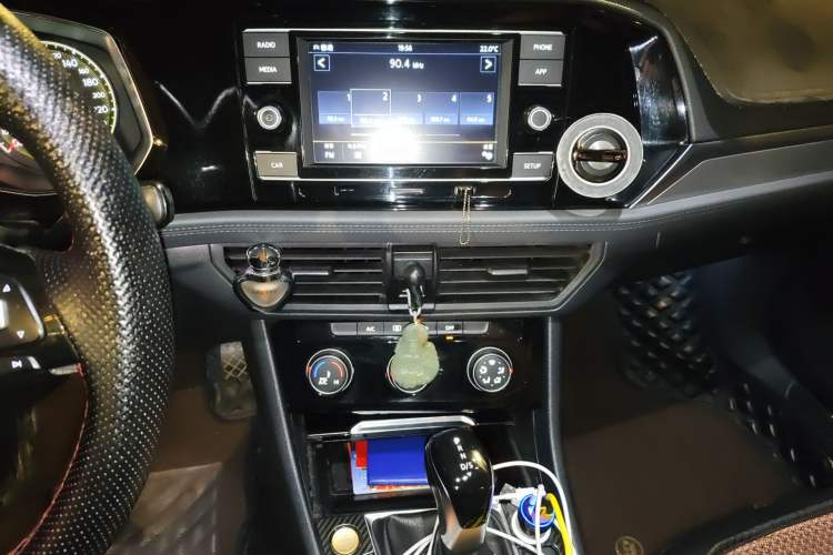 Used Volkswagen Sagitar 2019 200TSI DSG Comfort Version China VI Standard
