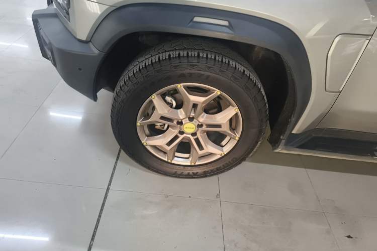 Used JETOUR Traveler 2023 2.0T All-Wheel Drive Conquer PRO Exterior 4